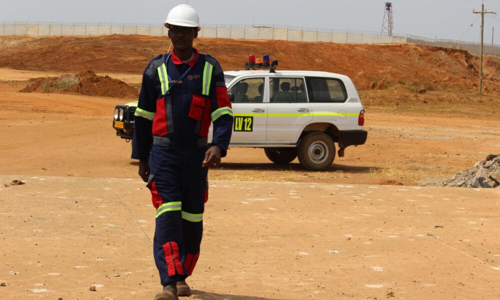 TUMSAIDIE MHESHIMIWA RAIS WETU SAMIA SULUHU HASSAN KATIKA KUFIKIA UWEKEZAJI WENYE MASLAHI KWA TAIFA!